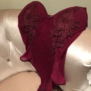 🎁Beautiful Bodysuit🎁